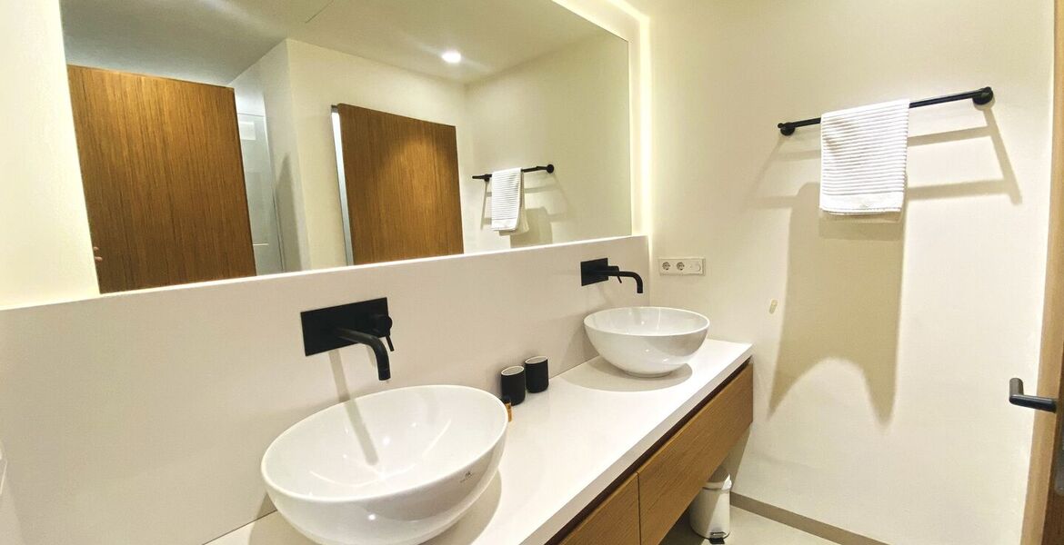 Luxury 3-Bedroom Apartment in Marina Puente Romano, Marbella