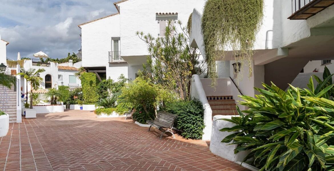 Hotel Puente Romano for private rental Suit One bedroom