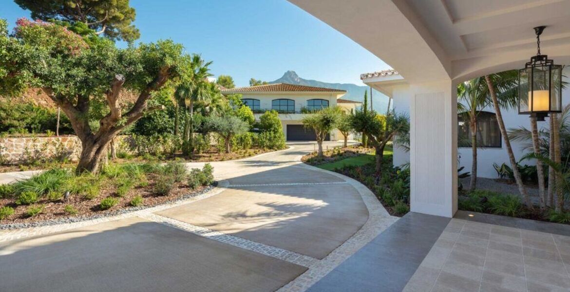 Luxury Villa for rent in Golden Mile