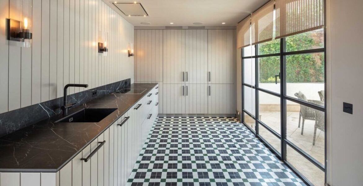 Luxury Villa for rent in Golden Mile
