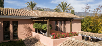 LUXURY VILLA IN MARBELLA  