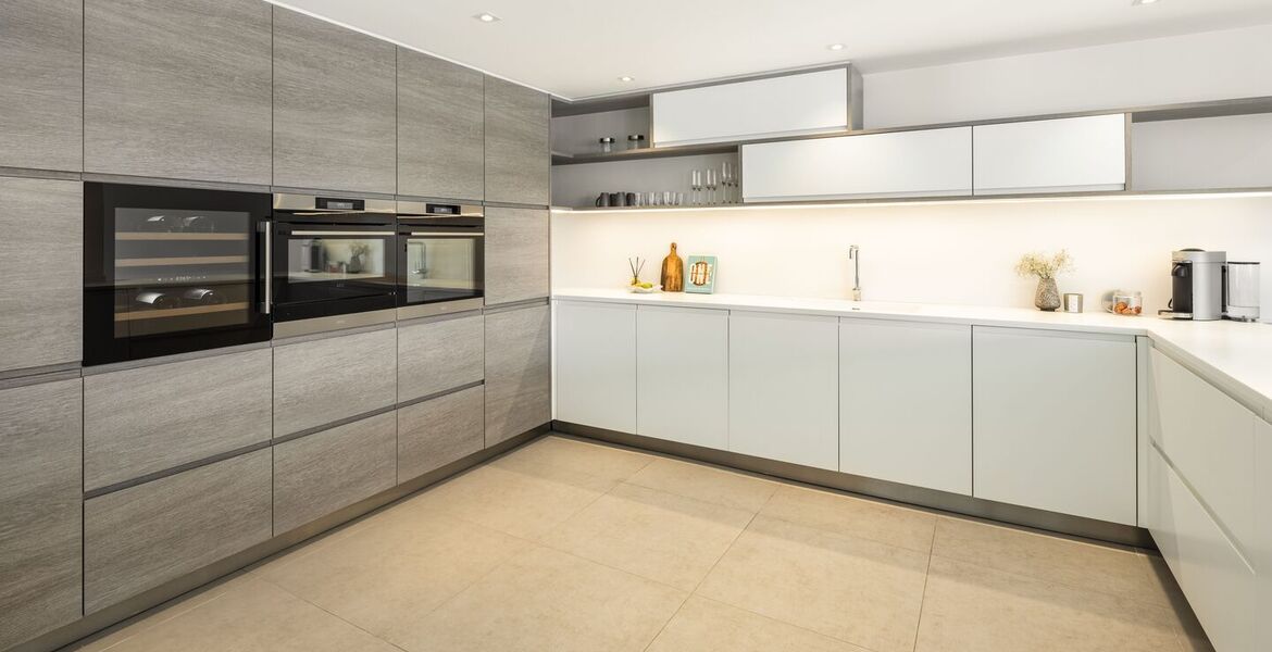 Villa for rent in Puerto Banus