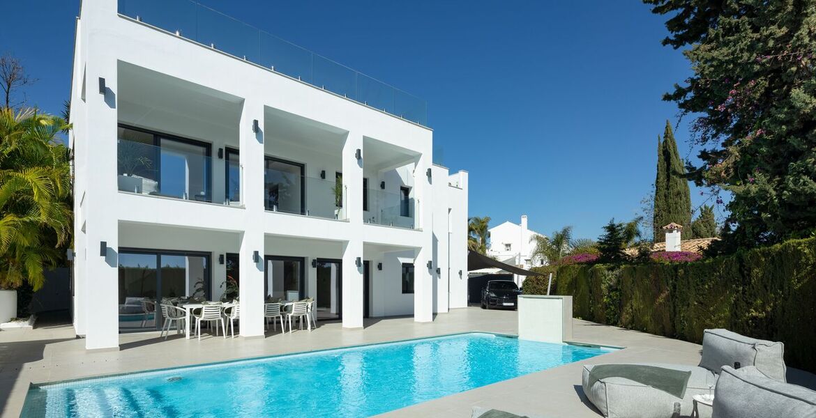 Villa for rent in Puerto Banus Marbella
