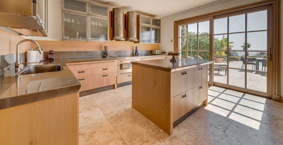 Villa for rent in Golden Mile Marbella La Carolina