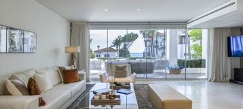 Contemporary Villa in Puente Romano with Smart Home