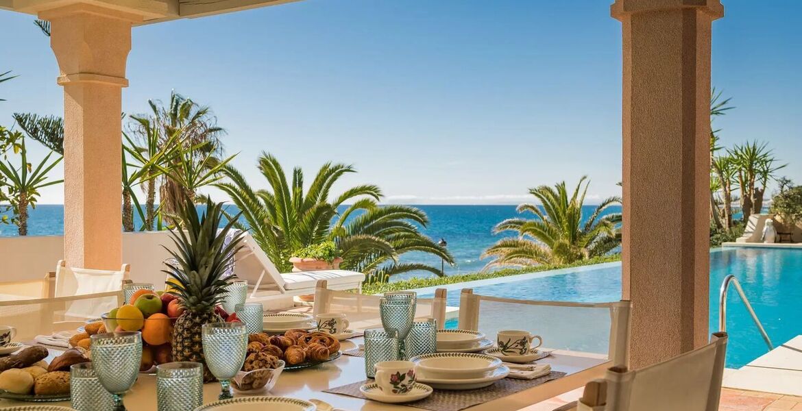 Beachfront Villa on Marbella's Golden Mile