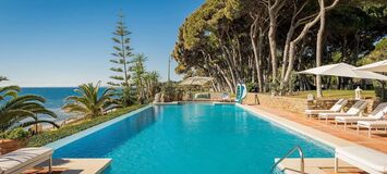 Beachfront Villa on Marbella's Golden Mile