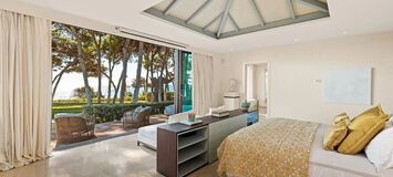 Beachfront Villa on Marbella's Golden Mile
