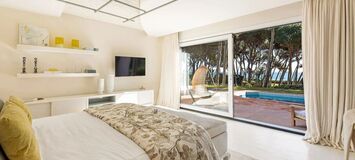 Beachfront Villa on Marbella's Golden Mile