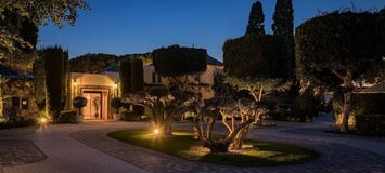 Beachfront Villa on Marbella's Golden Mile