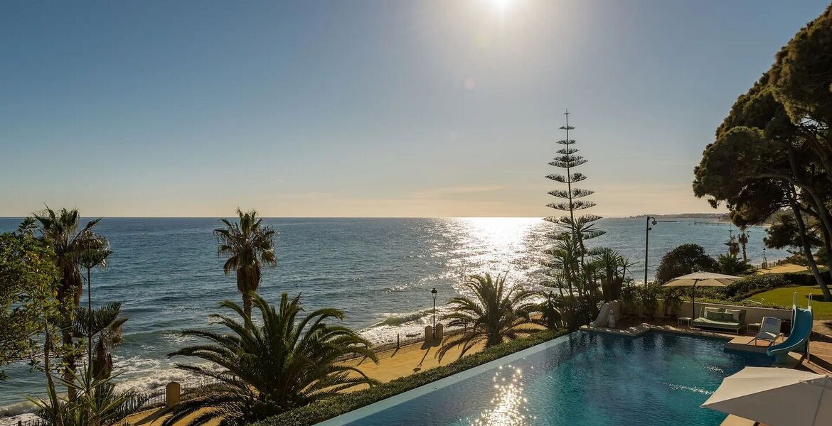 Beachfront Villa on Marbella's Golden Mile