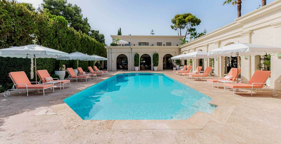 Villa in Golden Mile Puente Romano Marbella 
