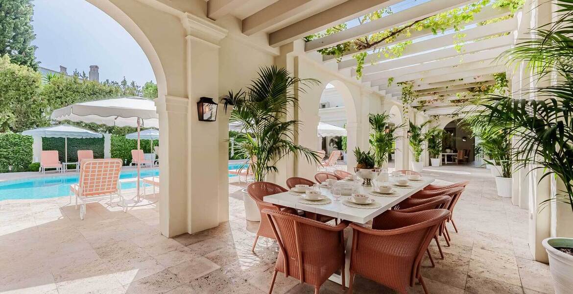 Villa in Golden Mile Puente Romano Marbella 
