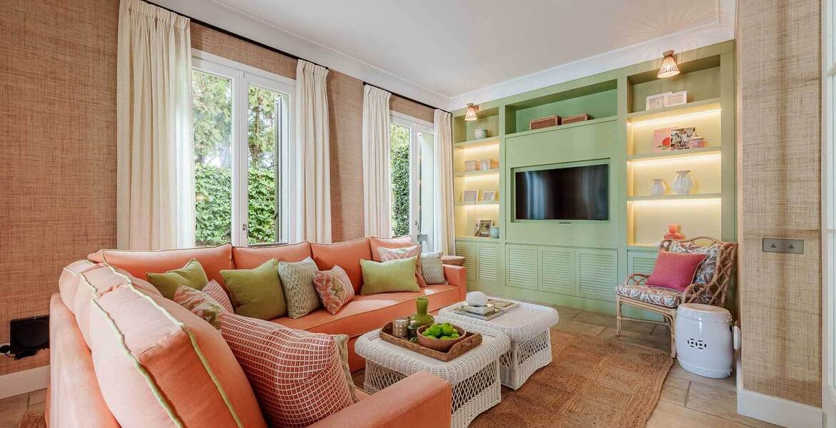 Villa in Golden Mile Puente Romano Marbella 