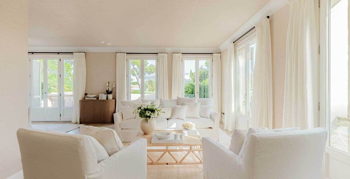 Villa in Golden Mile Puente Romano Marbella 