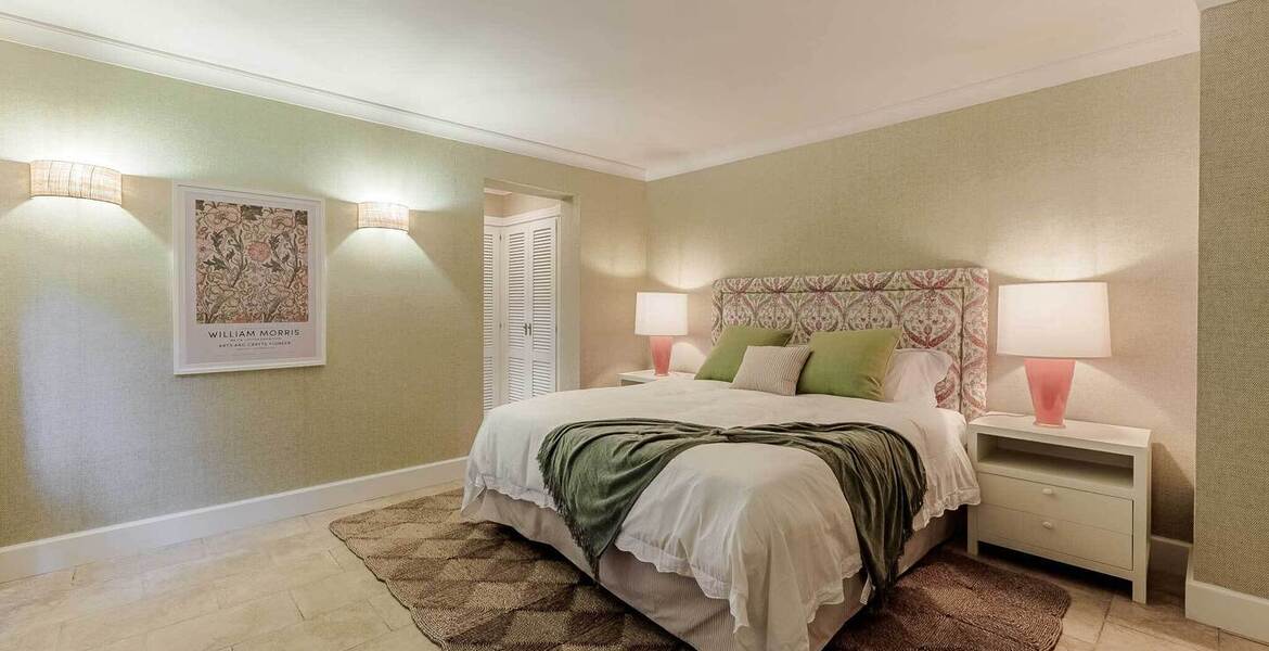 Villa in Golden Mile Puente Romano Marbella 