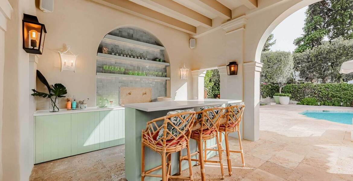 Villa in Golden Mile Puente Romano Marbella 