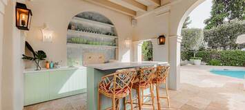 Villa in Golden Mile Puente Romano Marbella 