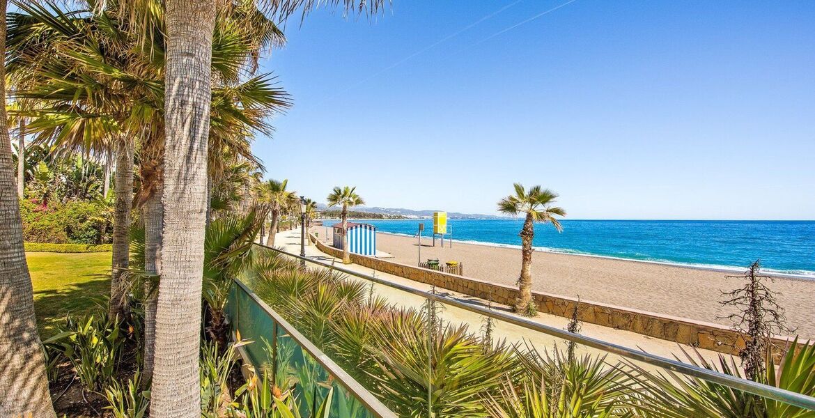 Villa en primera línea de playa en alquiler en la Milla de O