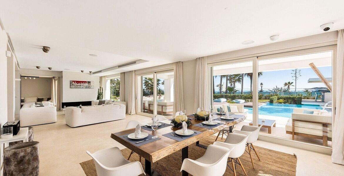 Villa en primera línea de playa en alquiler en la Milla de O