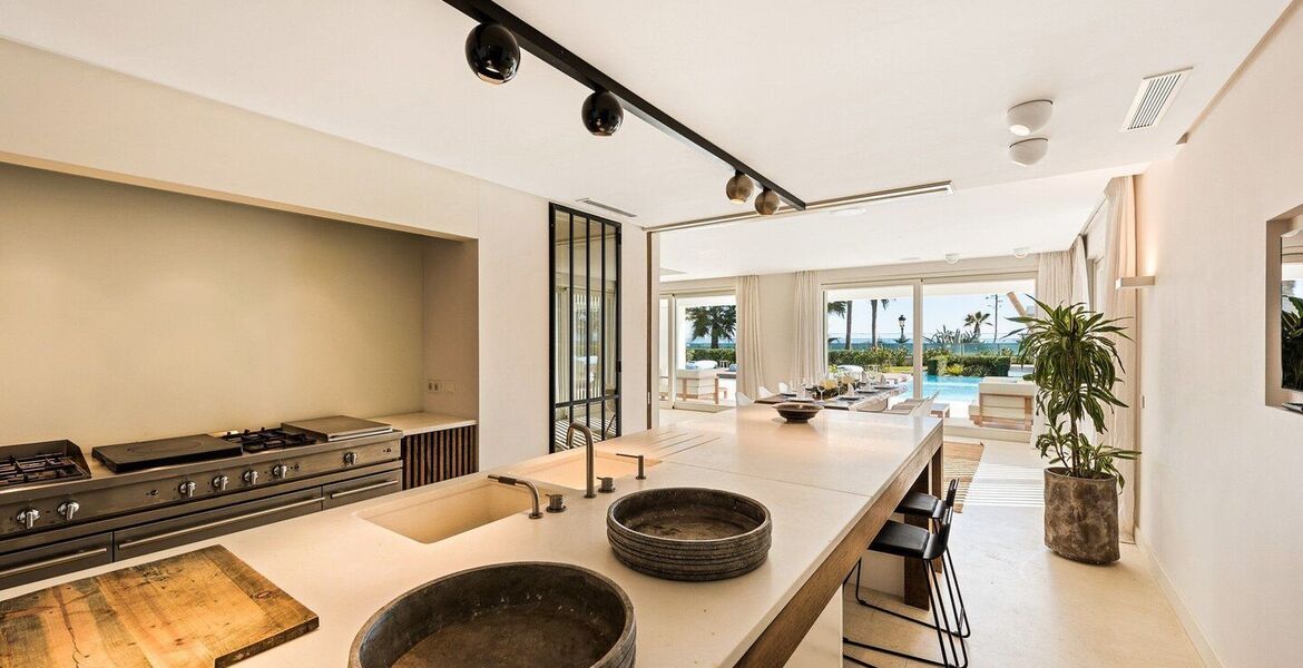 Villa en primera línea de playa en alquiler en la Milla de O