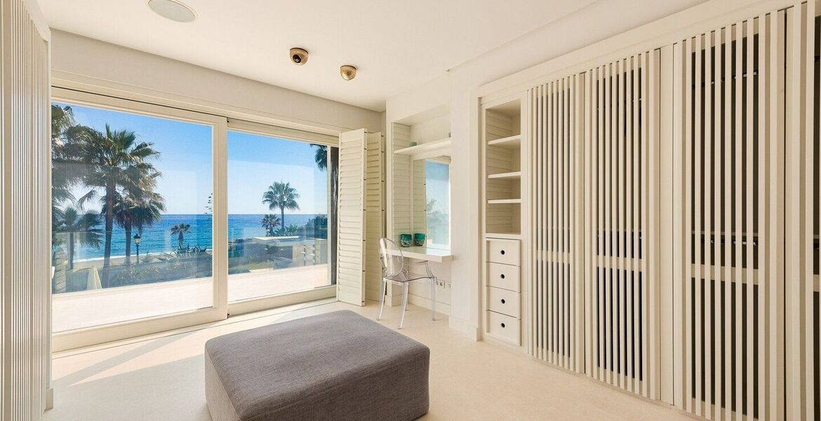Villa en primera línea de playa en alquiler en la Milla de O