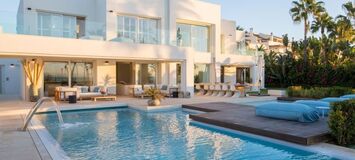 Villa en primera línea de playa en alquiler en la Milla de O