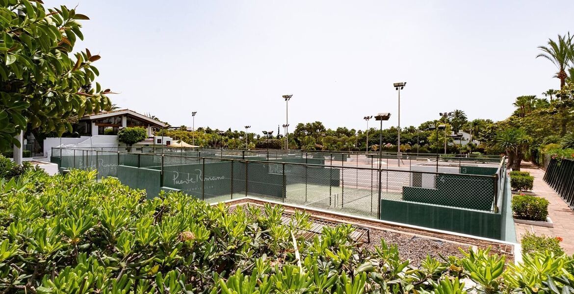 Apartamento en venta en Marina Puente Romano