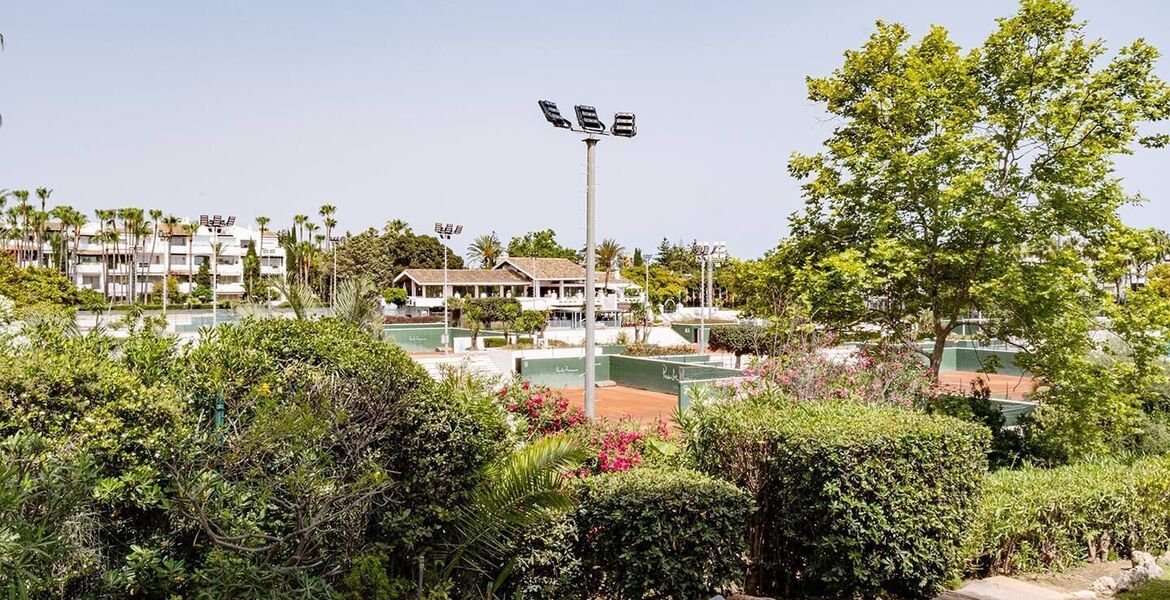 Apartamento en venta en Marina Puente Romano