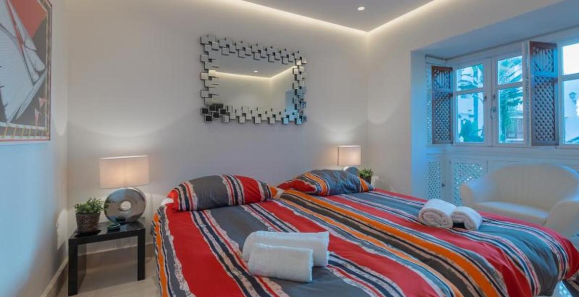 Exceptional apartment in front line beach 